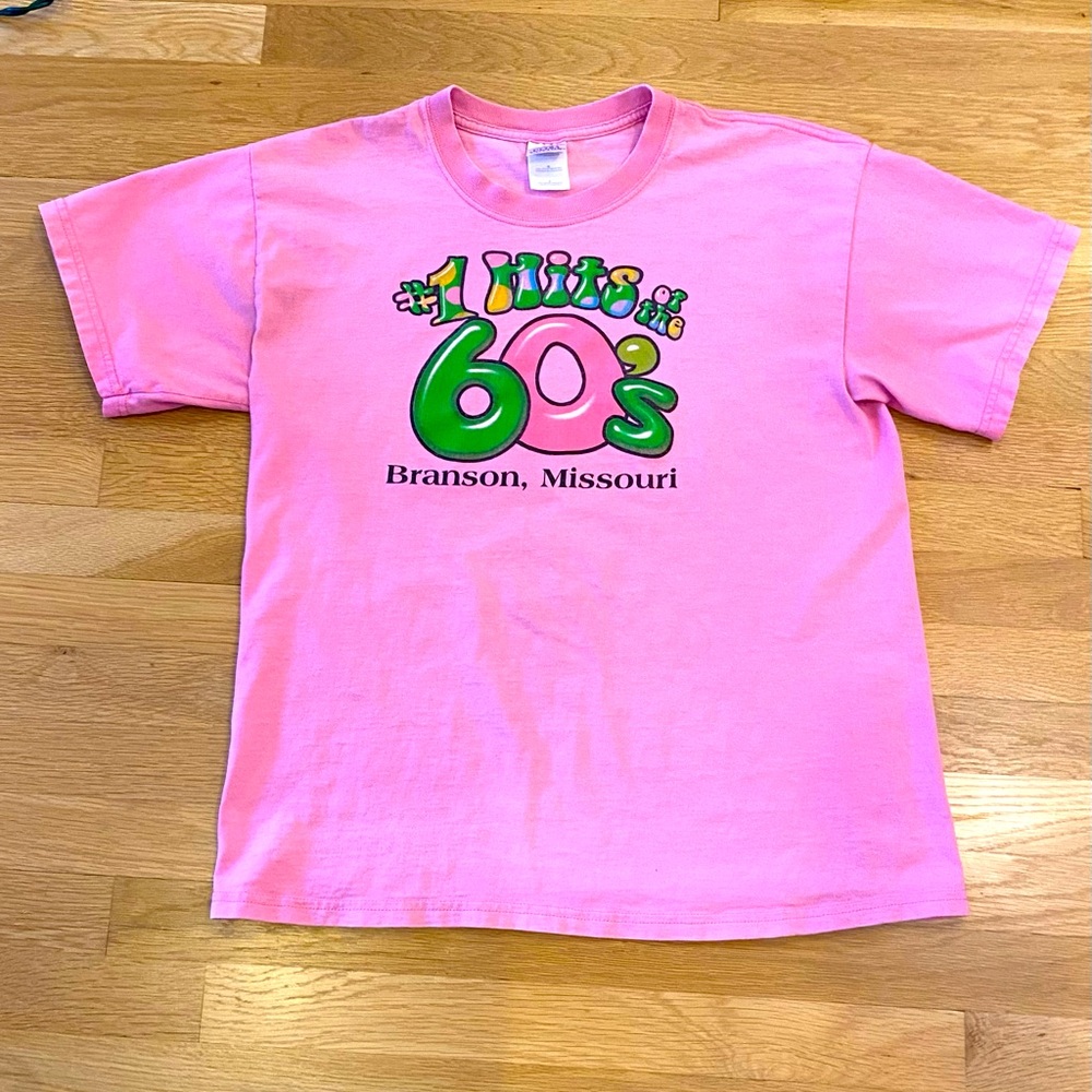 Vintage #1 Hits of the 60’s Branson Missouri Pink Tee Shirt w Green Letters / L